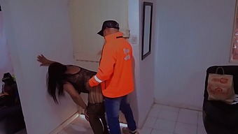 Sexy Exhibitionist Gets Fucked By The Delivery Man In Lingerie