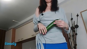 Creamy Cunt Squirts After Extreme Fisting With Cucumber