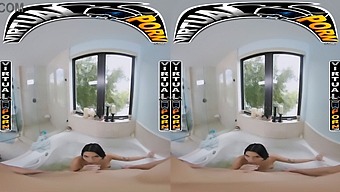 Kiana Kumani'S Immersive Bath Experience In Vr