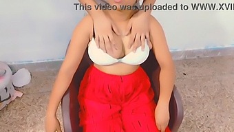 Landlady Surprises With Large Breasts During Massage Session - Soniya'S Experience